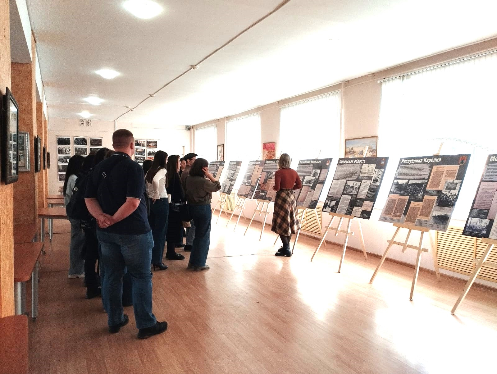 Студенты группы 21ФПИ1 посетили выставку Без срока давности